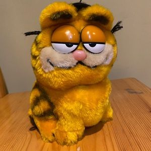 Vintage 80’s Graduation Garfield Stuffed Toy